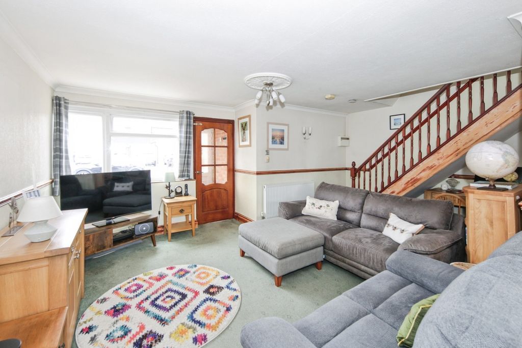 Property photo 3 of 20 Pbox-Img.Jpg