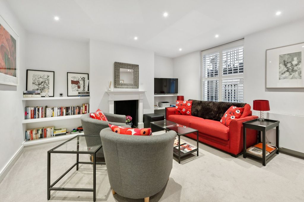 Property photo 1 of 14