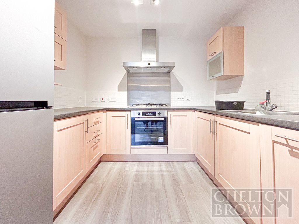 Property photo 2 of 24 Kitchen