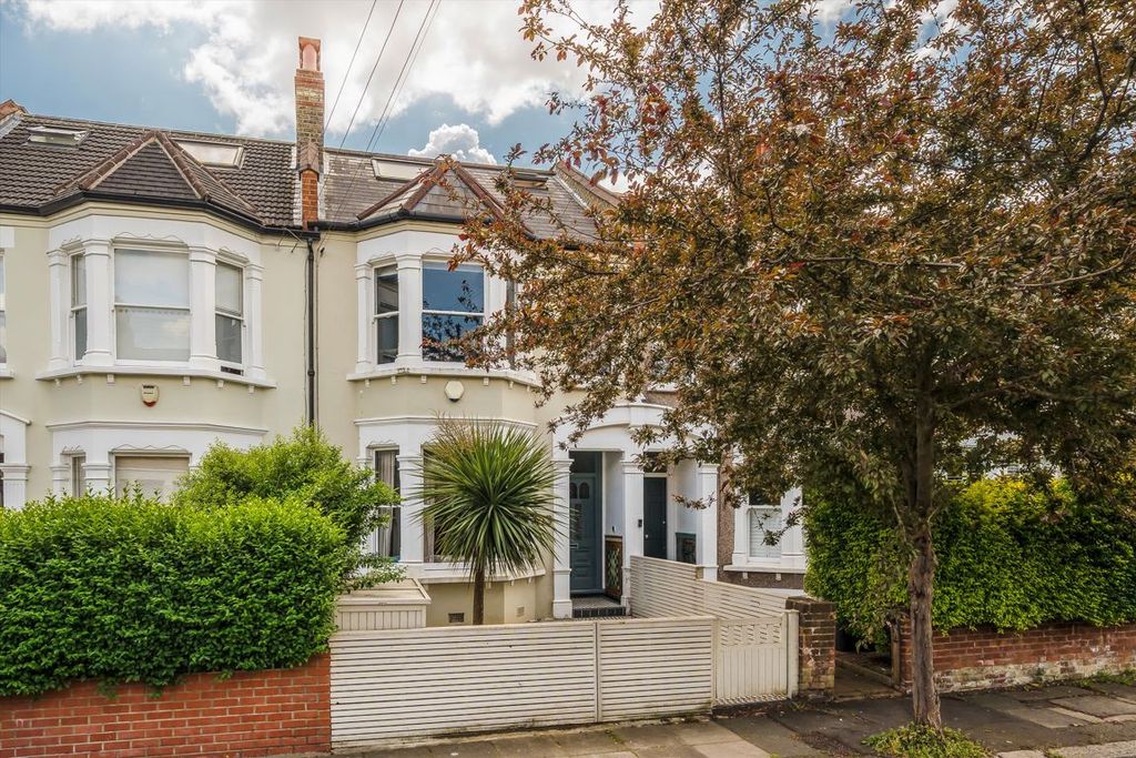 Property photo 1 of 10