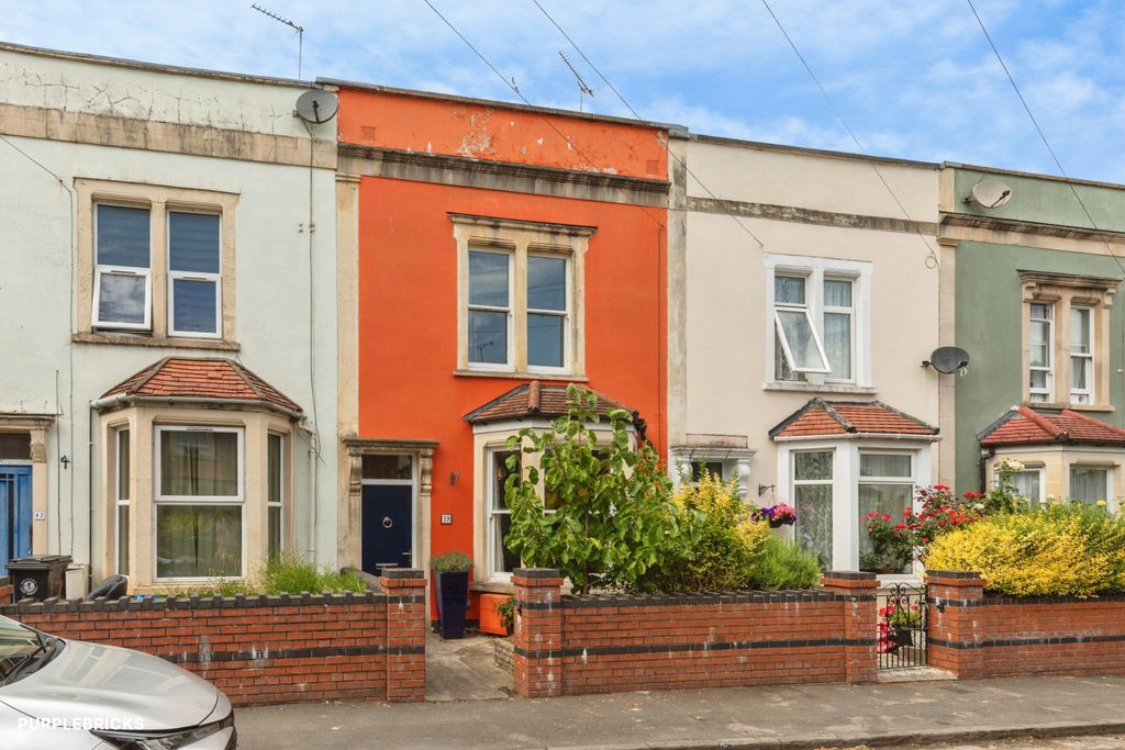 Property photo 1 of 22