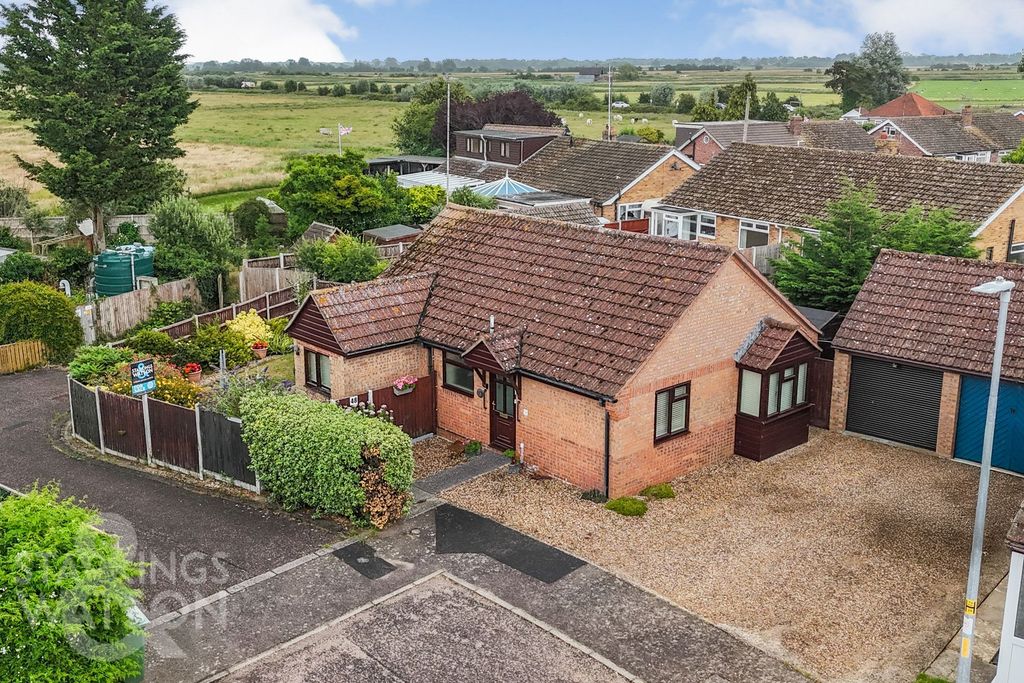 Property photo 1 of 22
