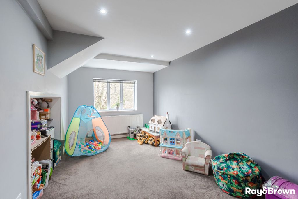 Additional image 27 of 5 bed detached house for saleHeol Clyd, Caerphilly CF83