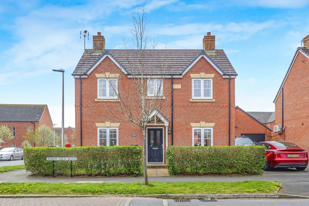 Property photo 1 of 22