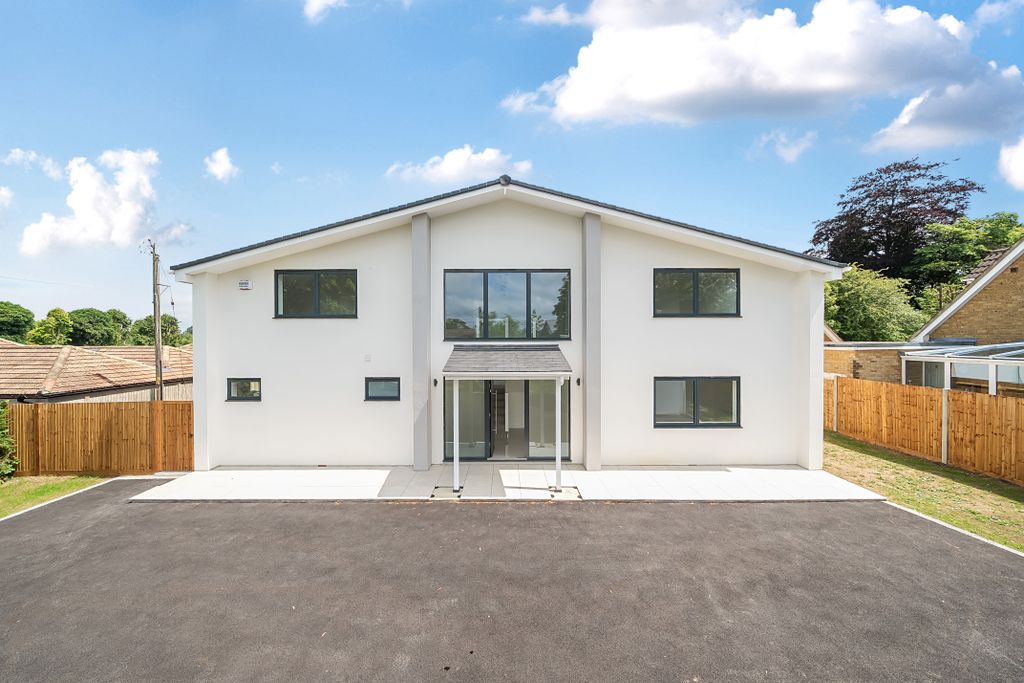 Property photo 1 of 39