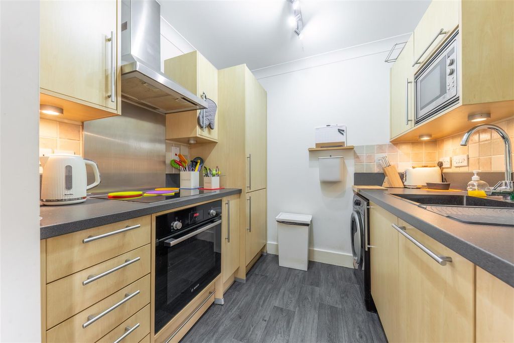 Property photo 3 of 18 Ba-11.Jpg