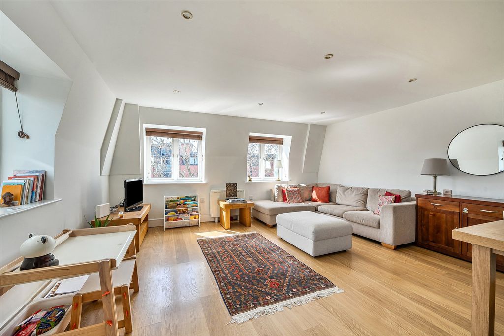 Property photo 3 of 14 Picture No. 19