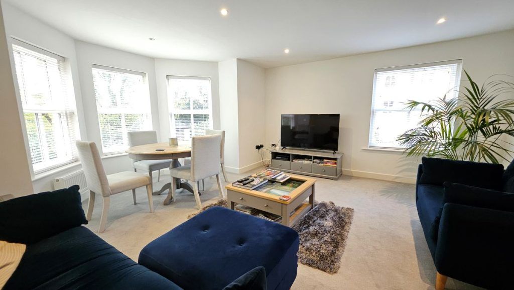 Property photo 3 of 15