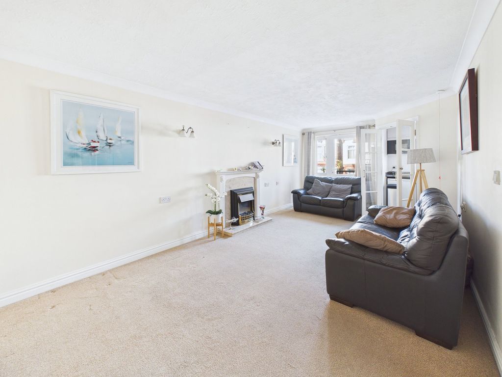 Property photo 3 of 14