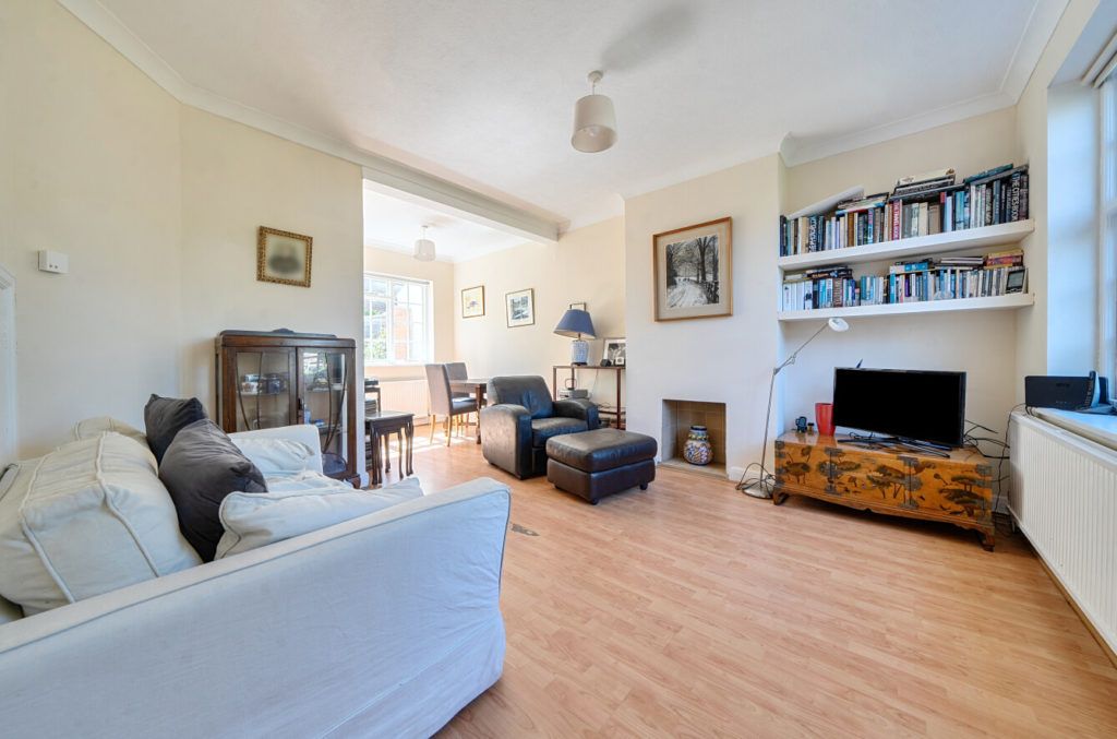 Property photo 2 of 18