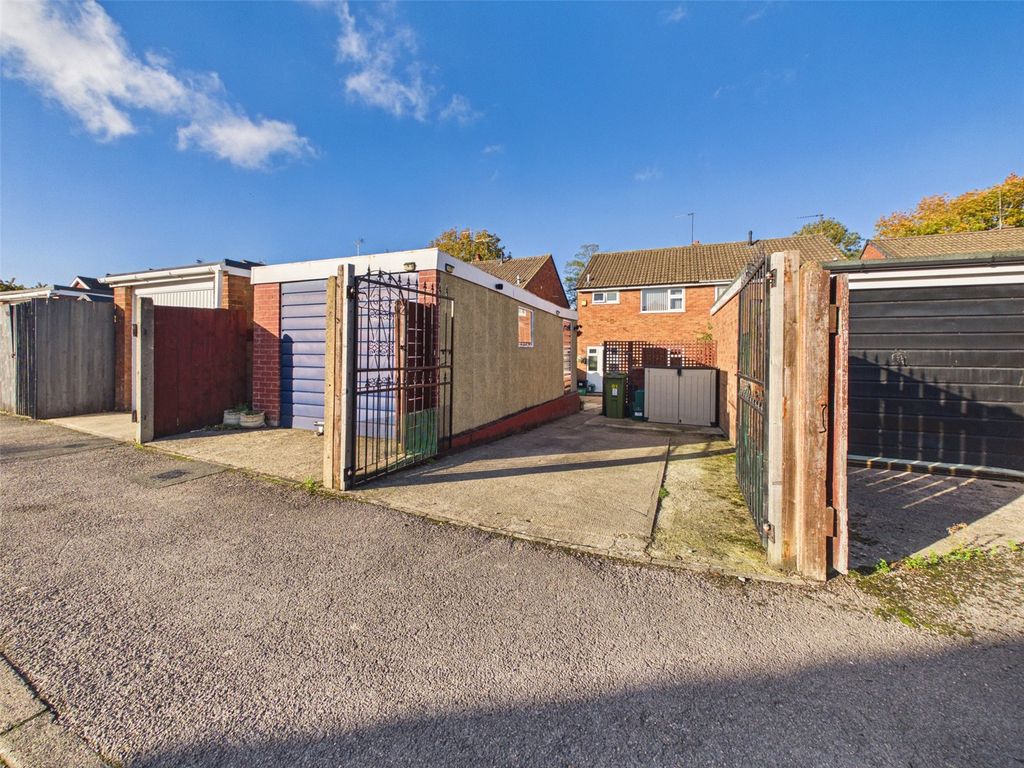 Property photo 2 of 16 Picture No. 02