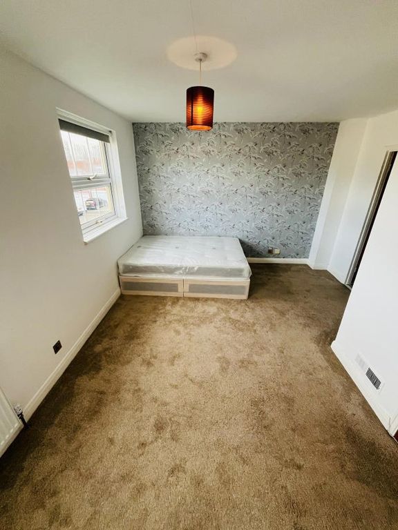 Property photo 2 of 14 En-Suite Available 1st October (£1110)