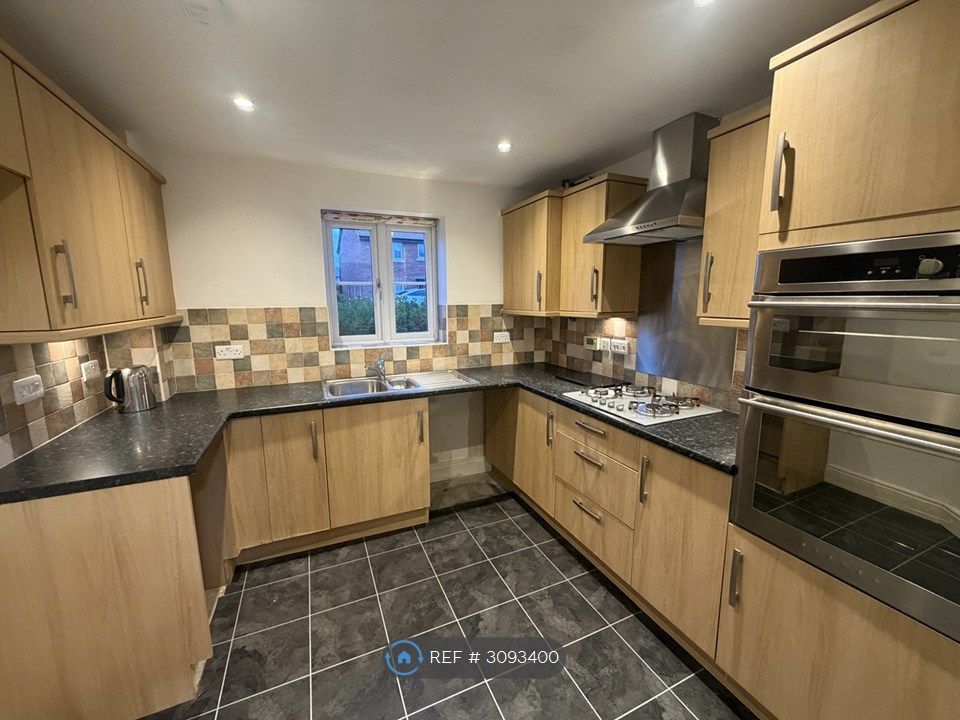 Property photo 3 of 22
