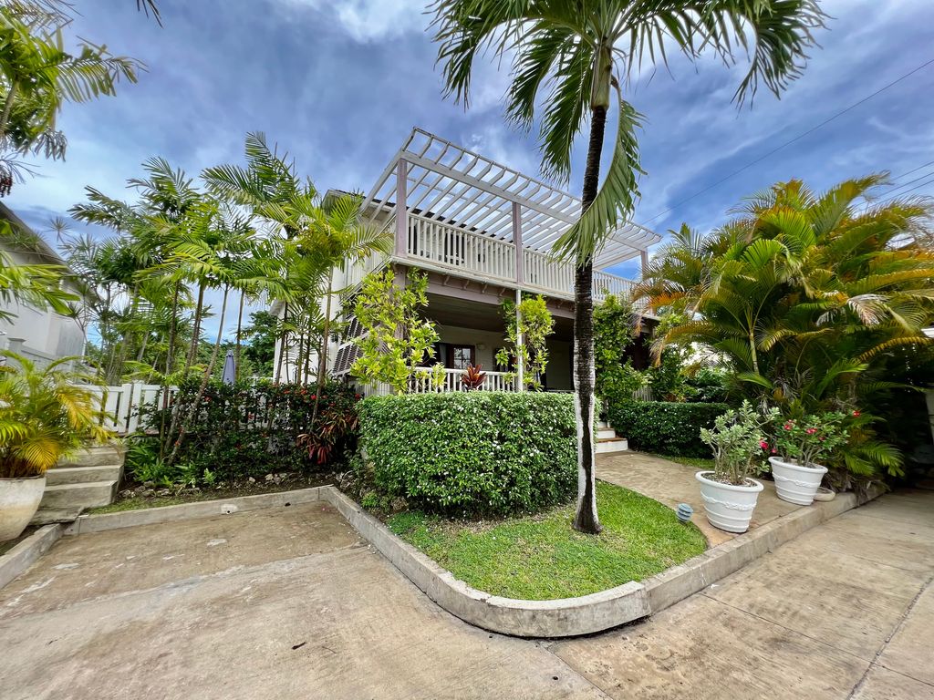 Property photo 1 of 25