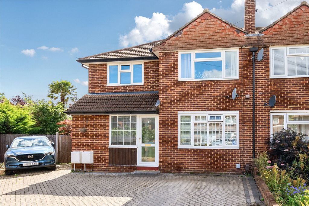 Property photo 1 of 17 Picture No. 11