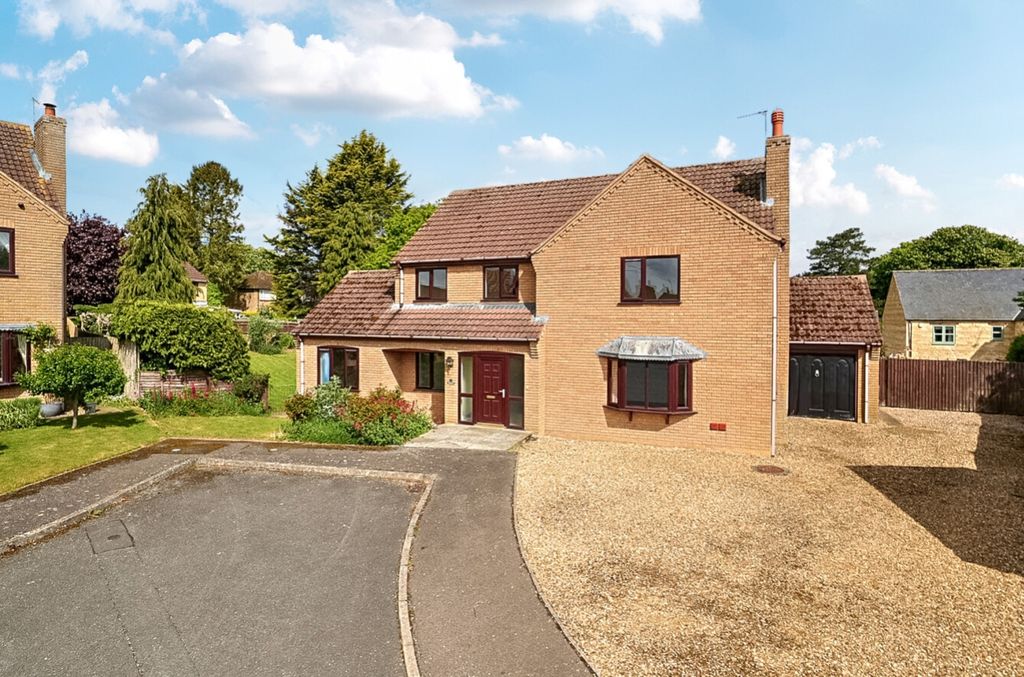 Property photo 1 of 30 6-6A06E47Acb042-1464446-Jpg-6