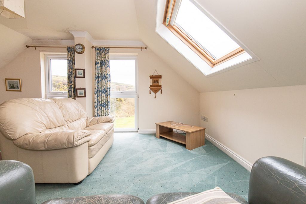 Additional image 4 of 3 bed flat to rentBarregarrow, Isle Of Man, 1 IM6