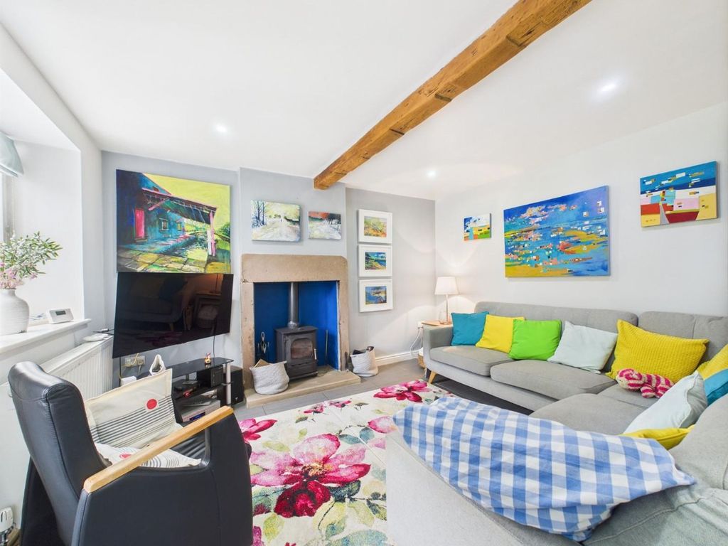 Property photo 2 of 34 Sitting Room