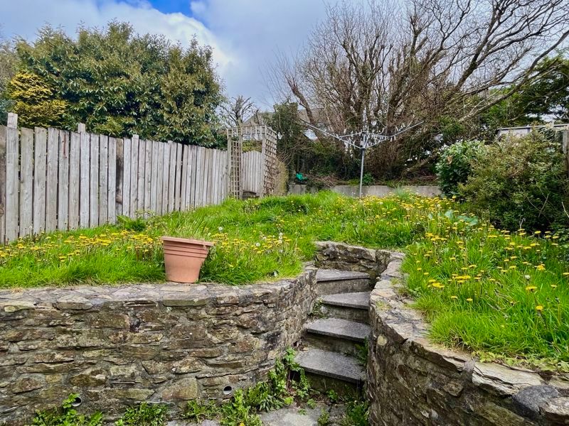 Property photo 3 of 25 Photo 21