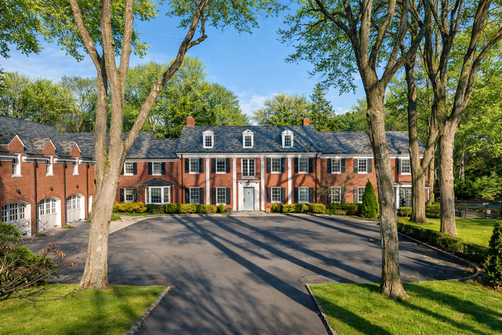 Property photo 3 of 41