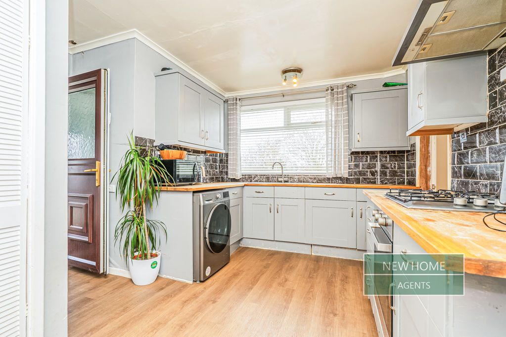 Property photo 3 of 20 Photo 10