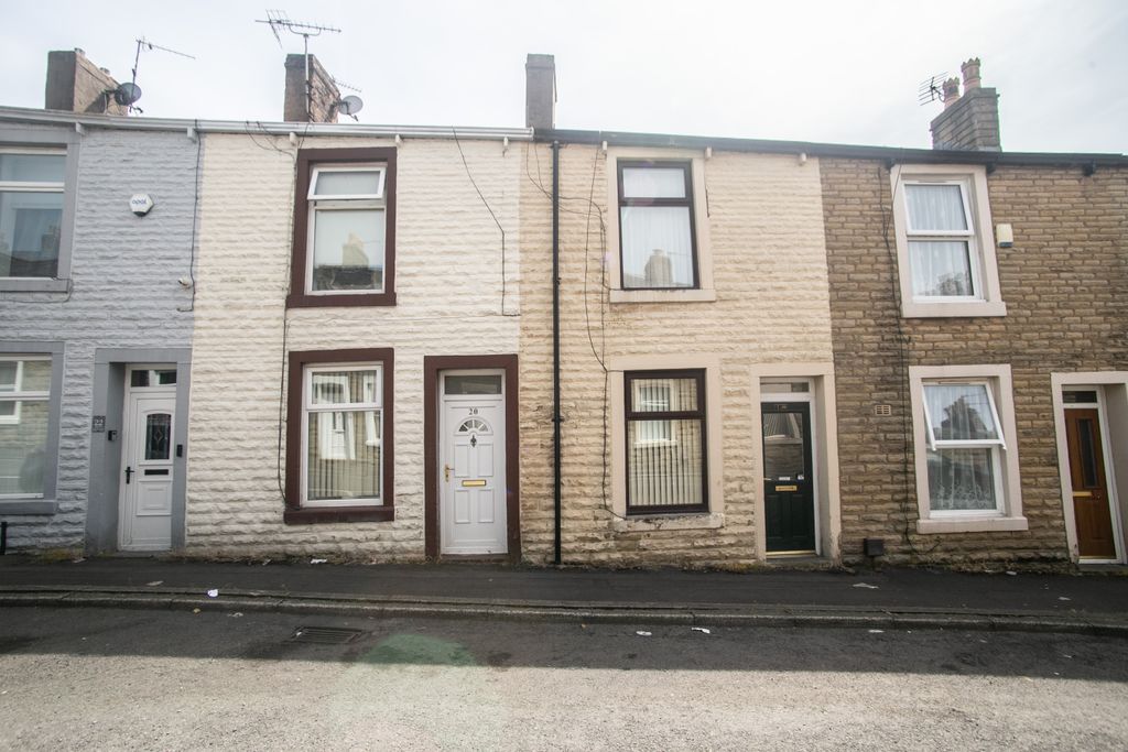 Property photo 1 of 15
