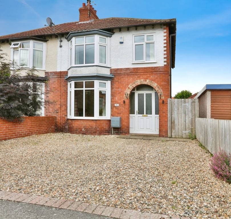 Property photo 1 of 14 4379051