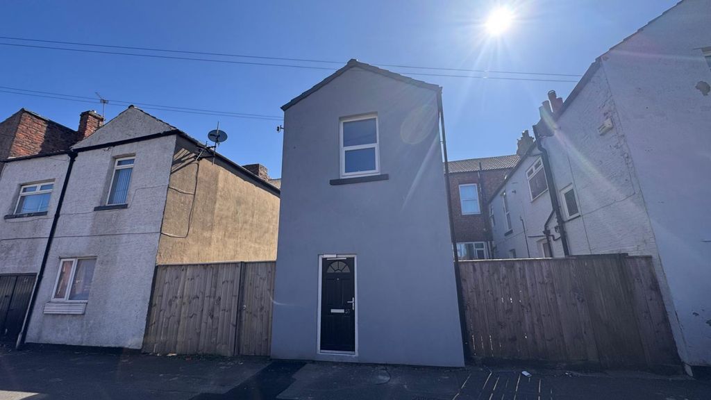 Property photo 1 of 10
