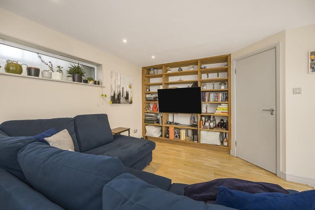 Property photo 3 of 23 3.Jpg