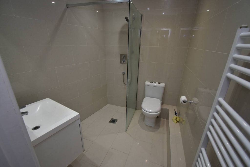 Property photo 3 of 3 Gallery