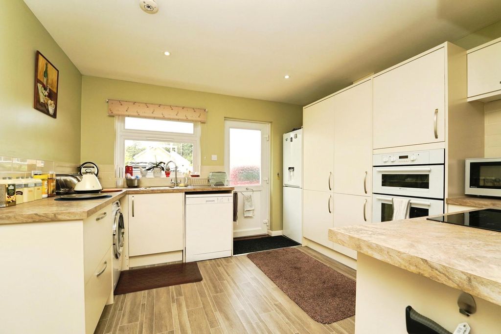 Property photo 2 of 17 Pbox-Img.Jpg