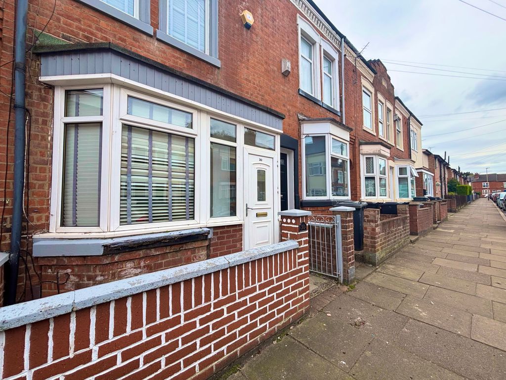 Property photo 1 of 11