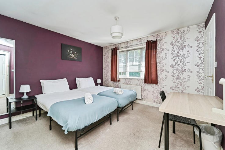 Property photo 2 of 15 Master Bedroom