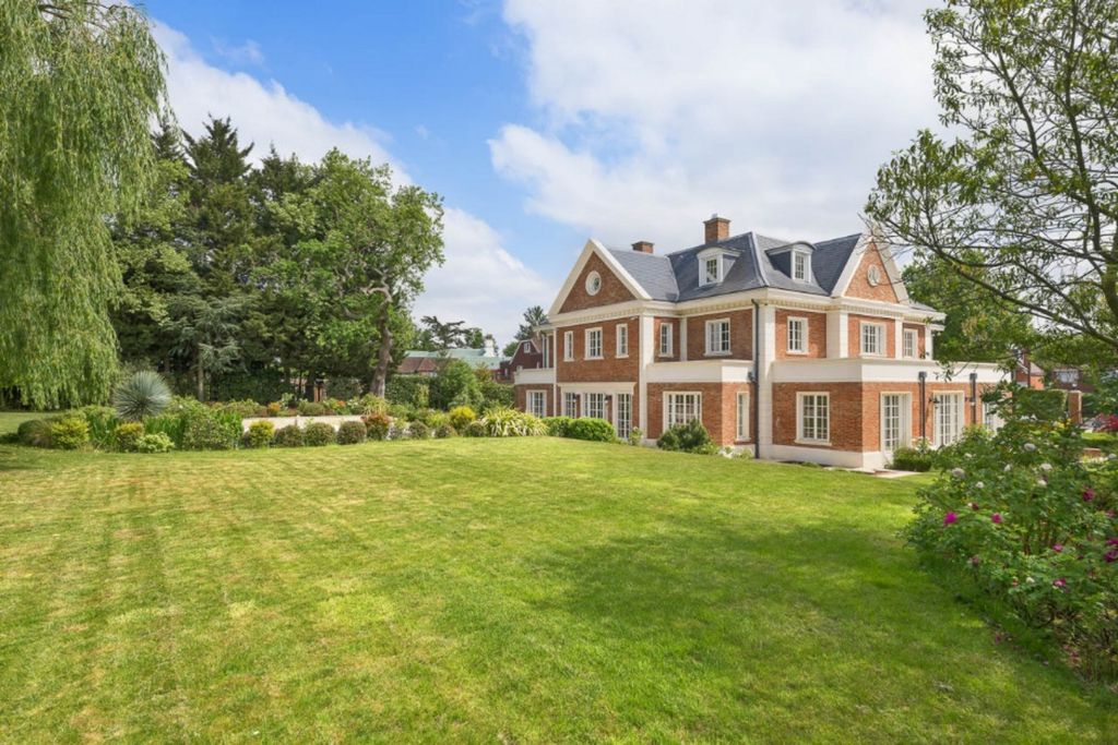 Additional image 8 of 11 bed detached house for saleThe Bishops Avenue, Highgate N2