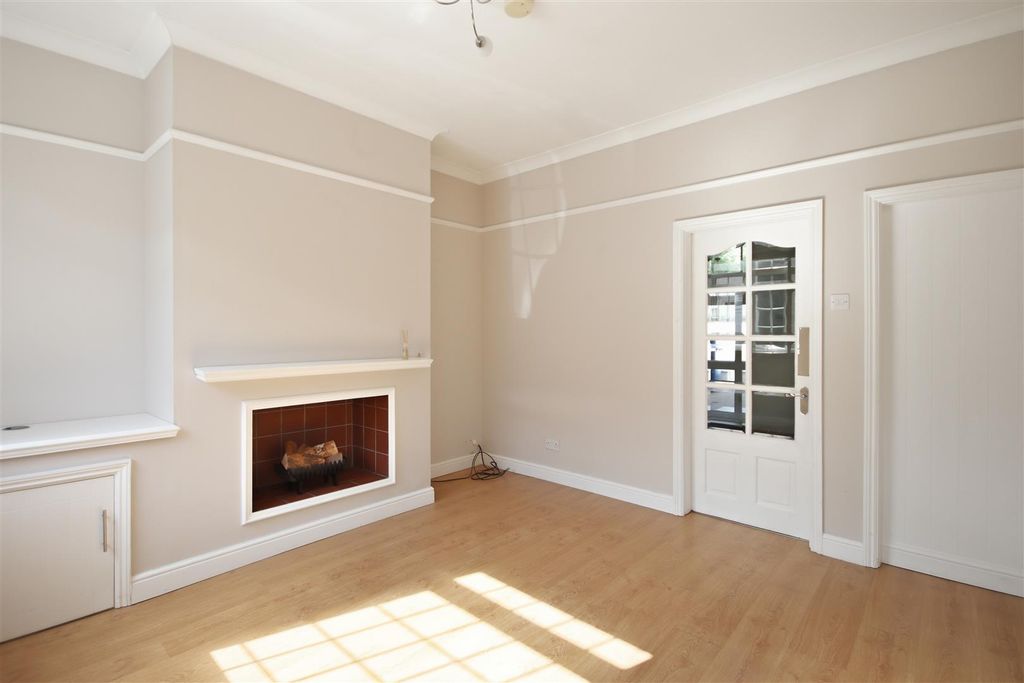 Property photo 2 of 18 Living Room