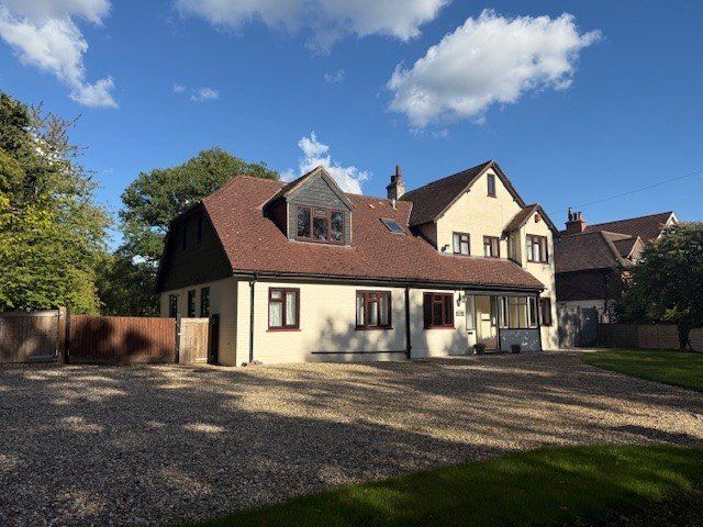 Property photo 1 of 25 Awen Lodge