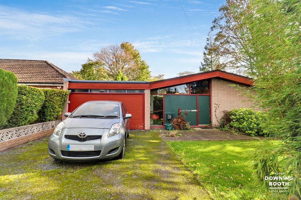 Property photo 1 of 27