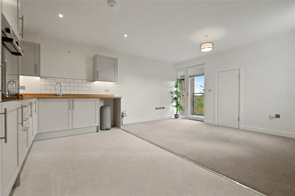 Property photo 3 of 20 Picture No. 03