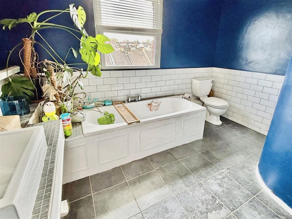 Property photo 3 of 15 Bathroom/Shower Room W/C