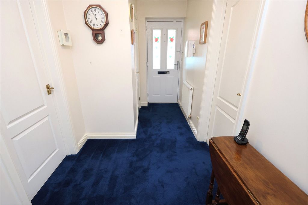 Property photo 3 of 29 Picture No. 52