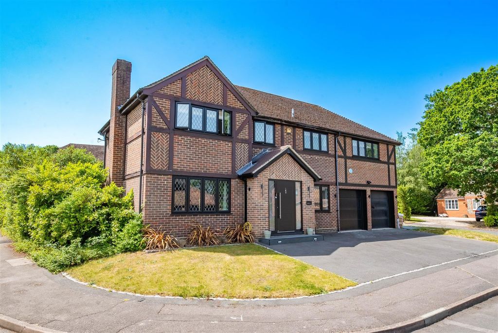 Property photo 1 of 30