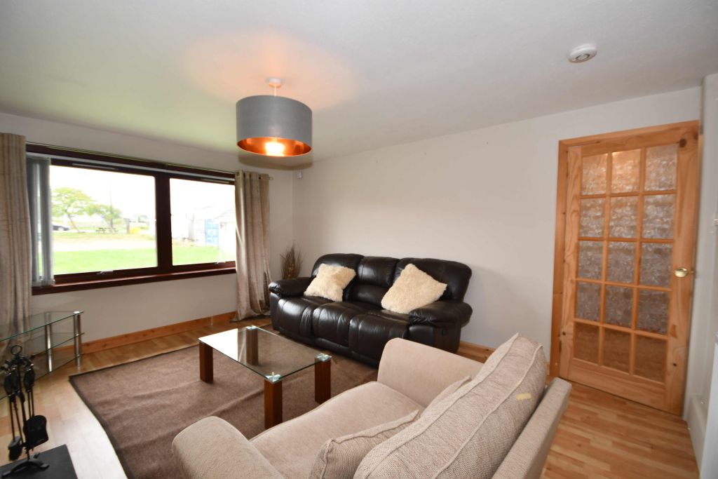 Property photo 3 of 12 Photo