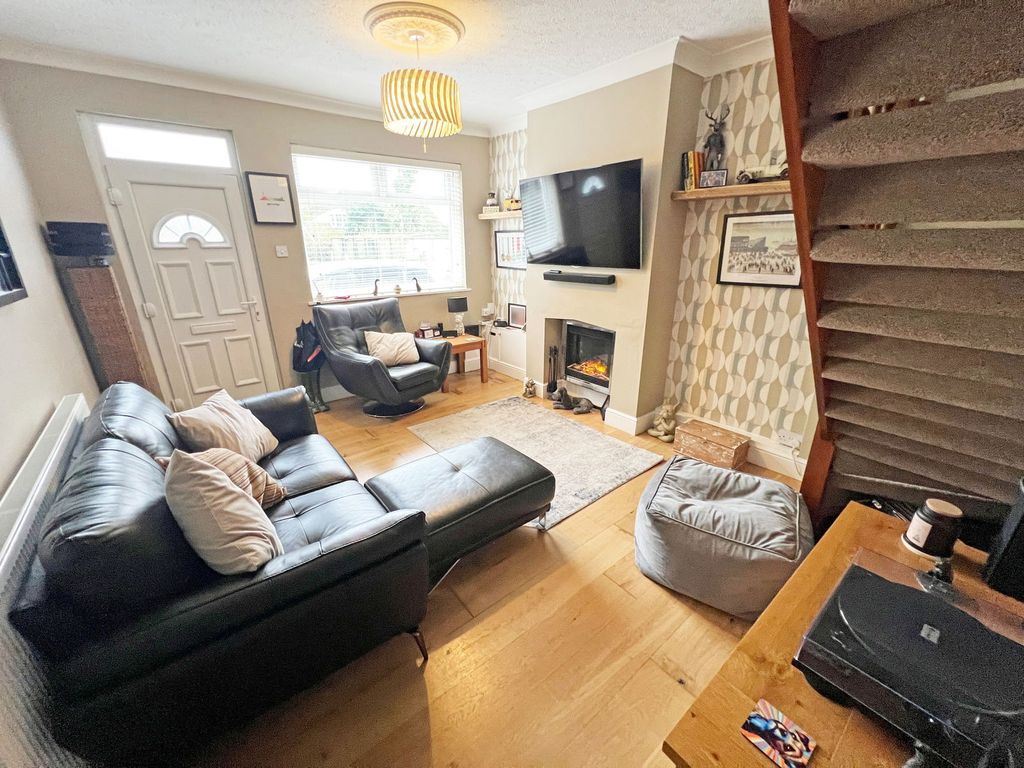 Property photo 3 of 16