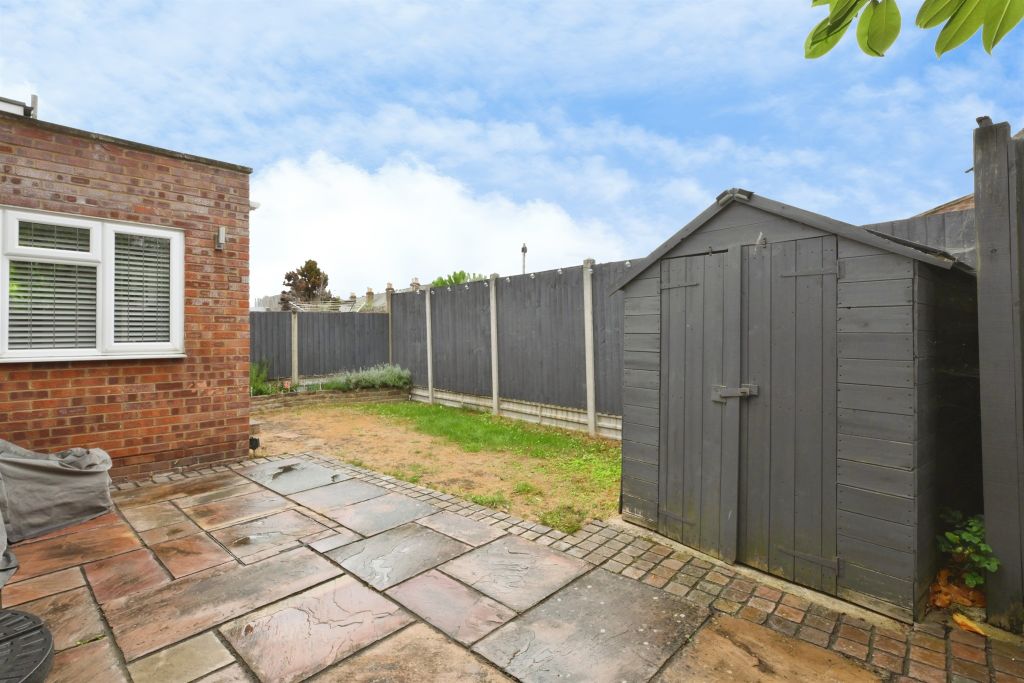 Property photo 2 of 20
