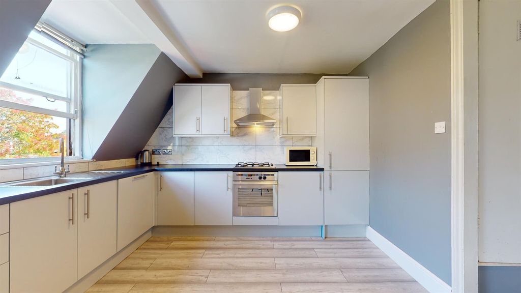 Property photo 3 of 13 Kitchen.Jpg
