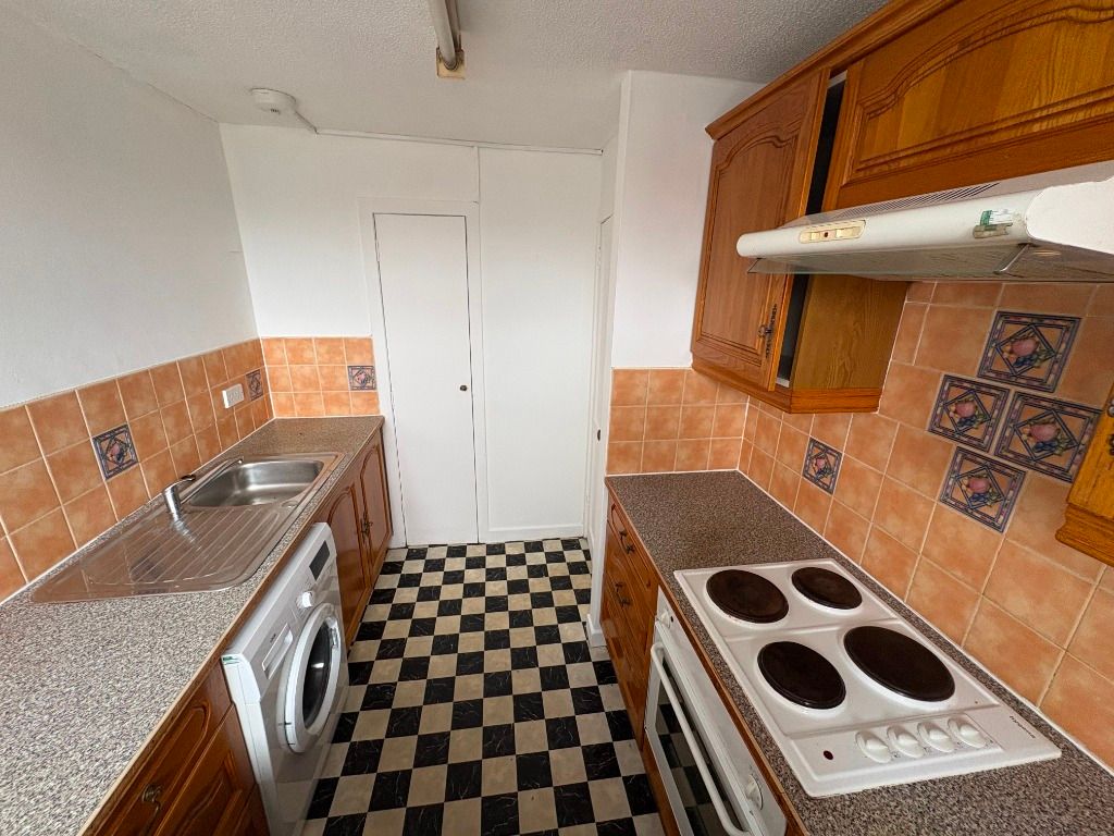 Additional image 6 of 2 bed flat to rentAbbotsford Drive, Grangemouth, Falkirk FK3