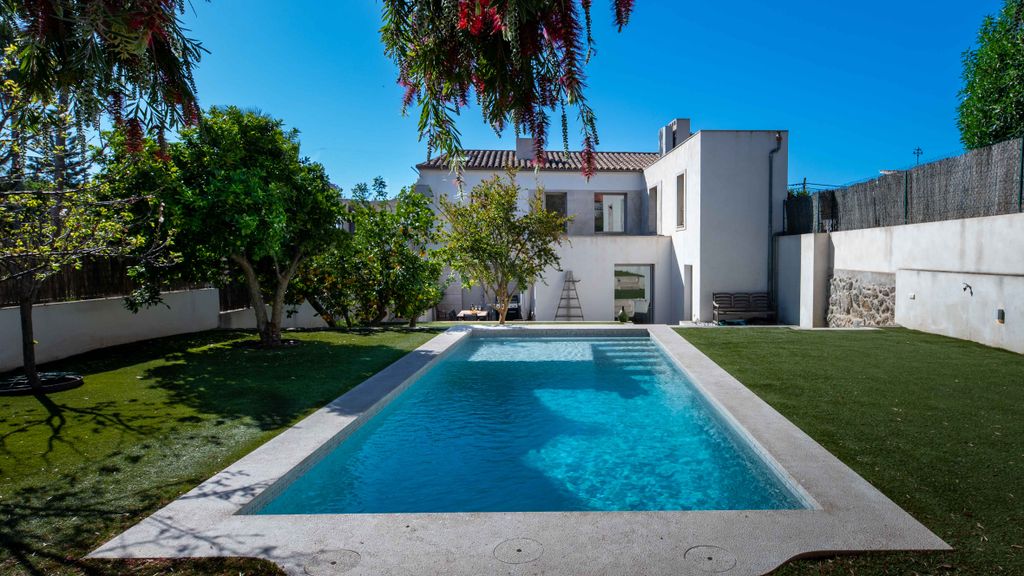 Property photo 3 of 22 03-81328d Small-37.Jpg