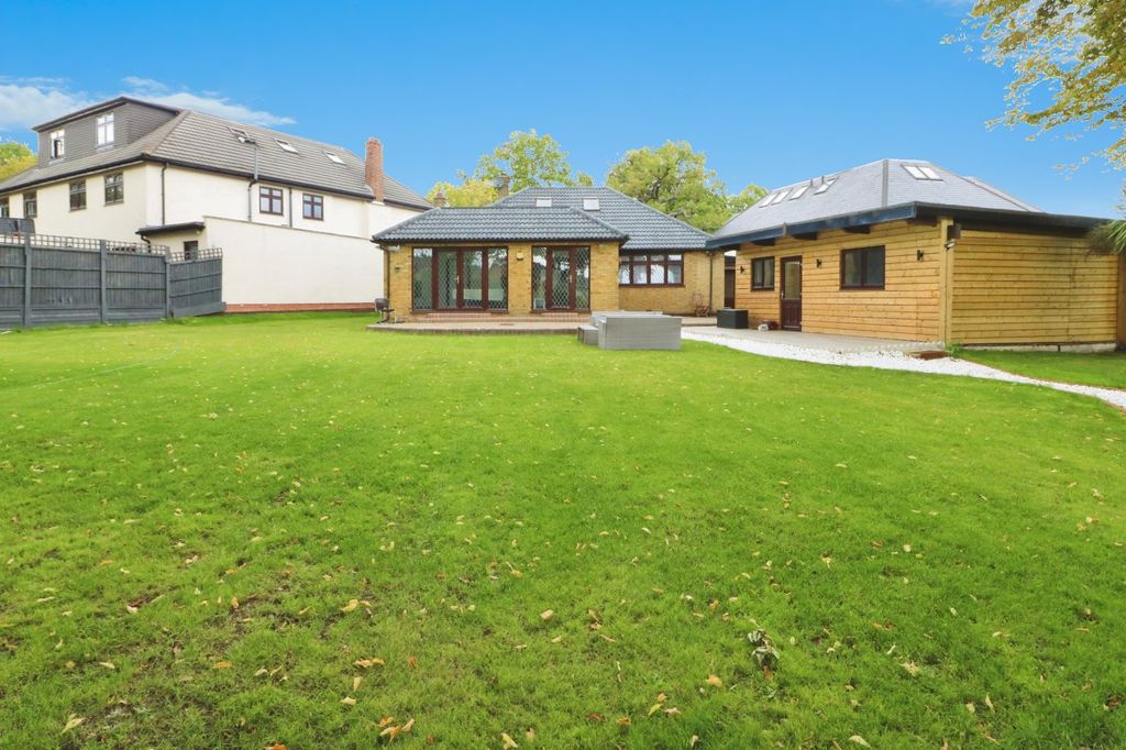 Property photo 3 of 23 Picture No. 63