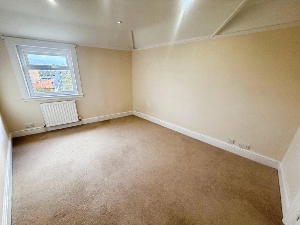 Rolle Street, Exmouth, Devon EX8, 2 bed flat for sale, £150,000 ...