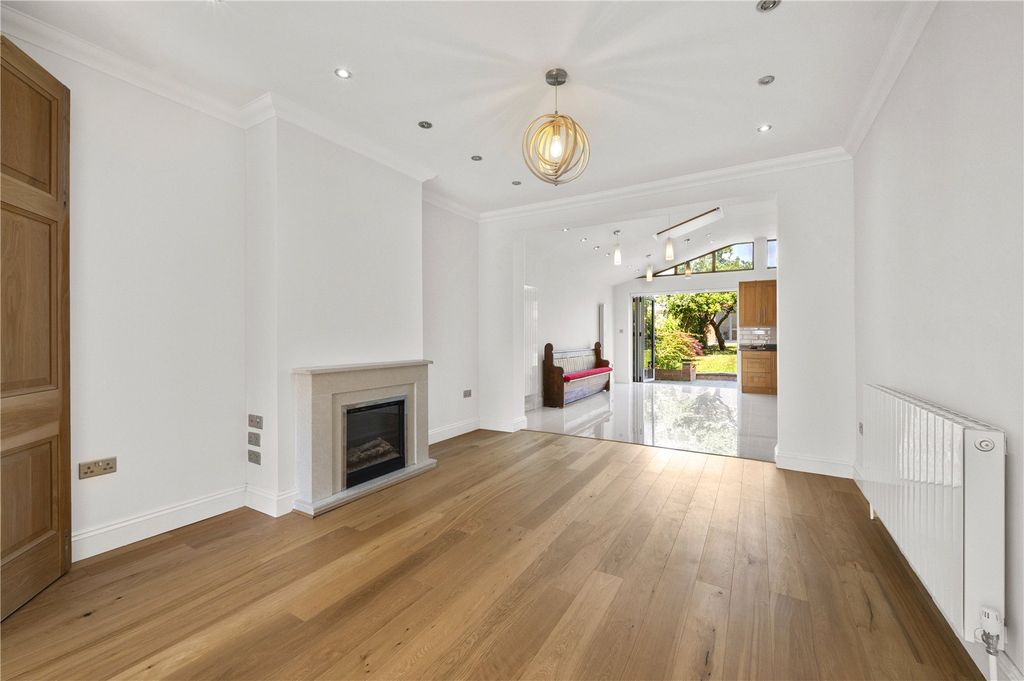 Property photo 3 of 13 Reception Room